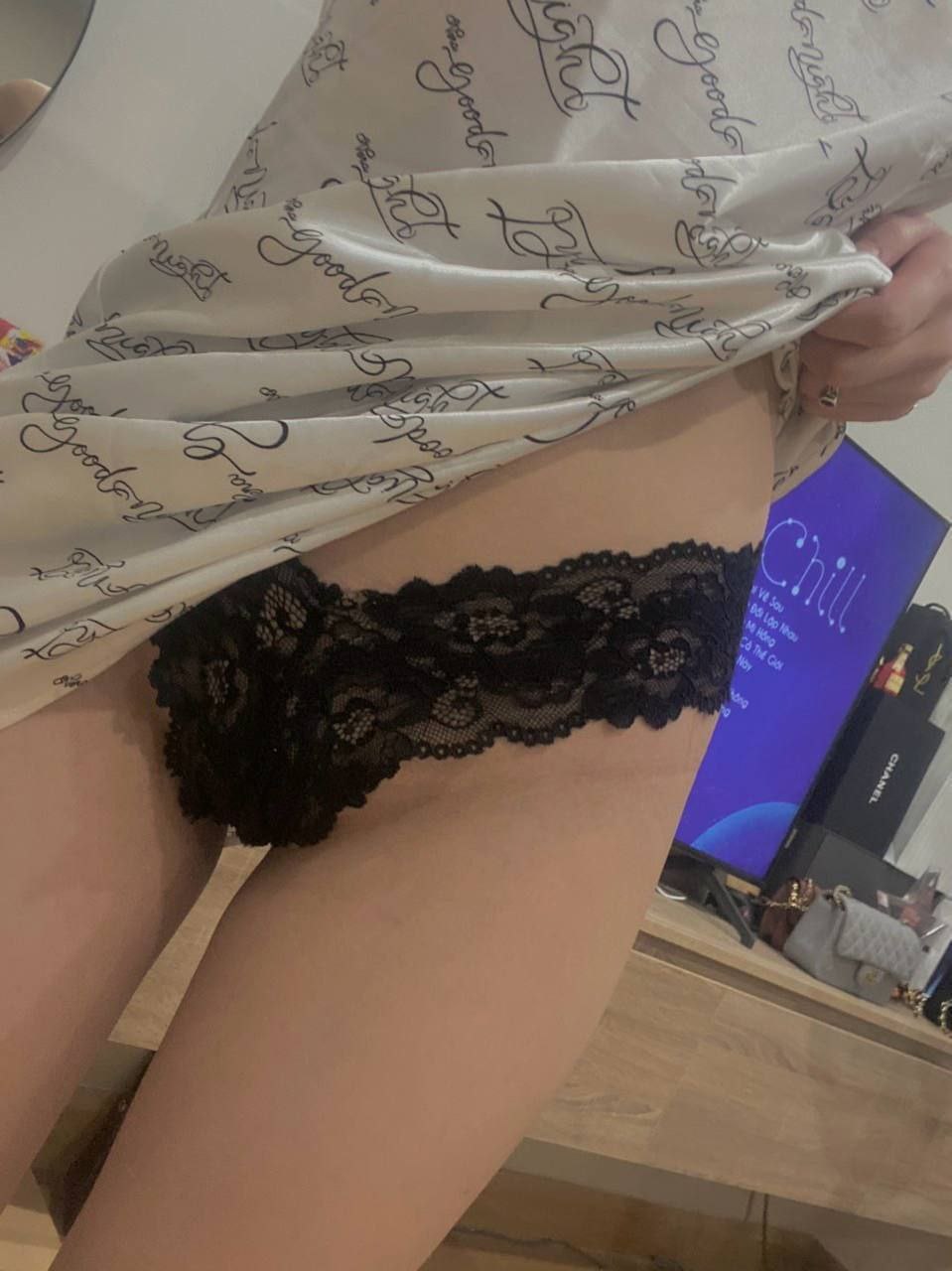 Cô giáo bộ môn sinh học nghiện mút cu